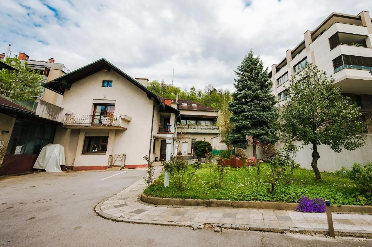 Pi House Villa Ljubljana