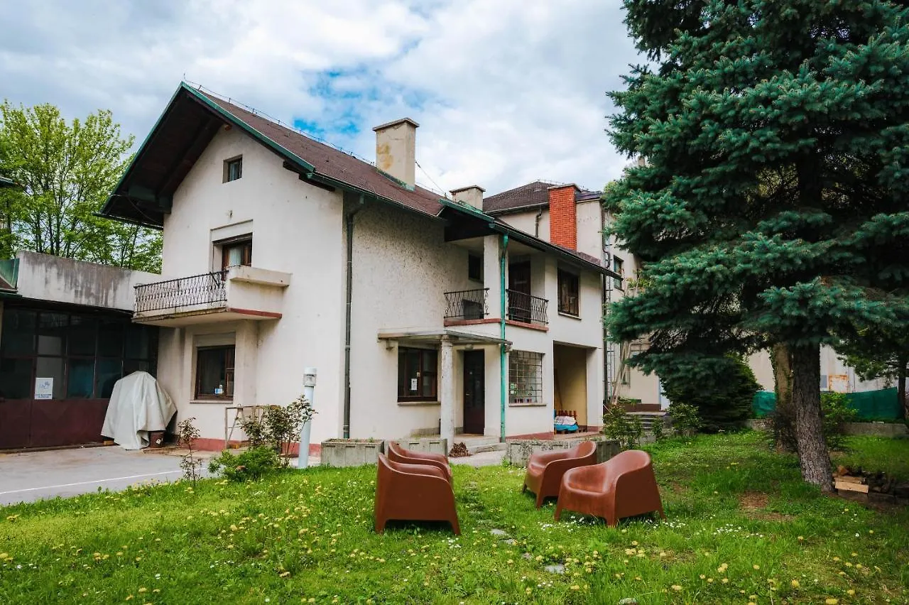 Pi House Villa Ljubljana 0*,  Slovenia